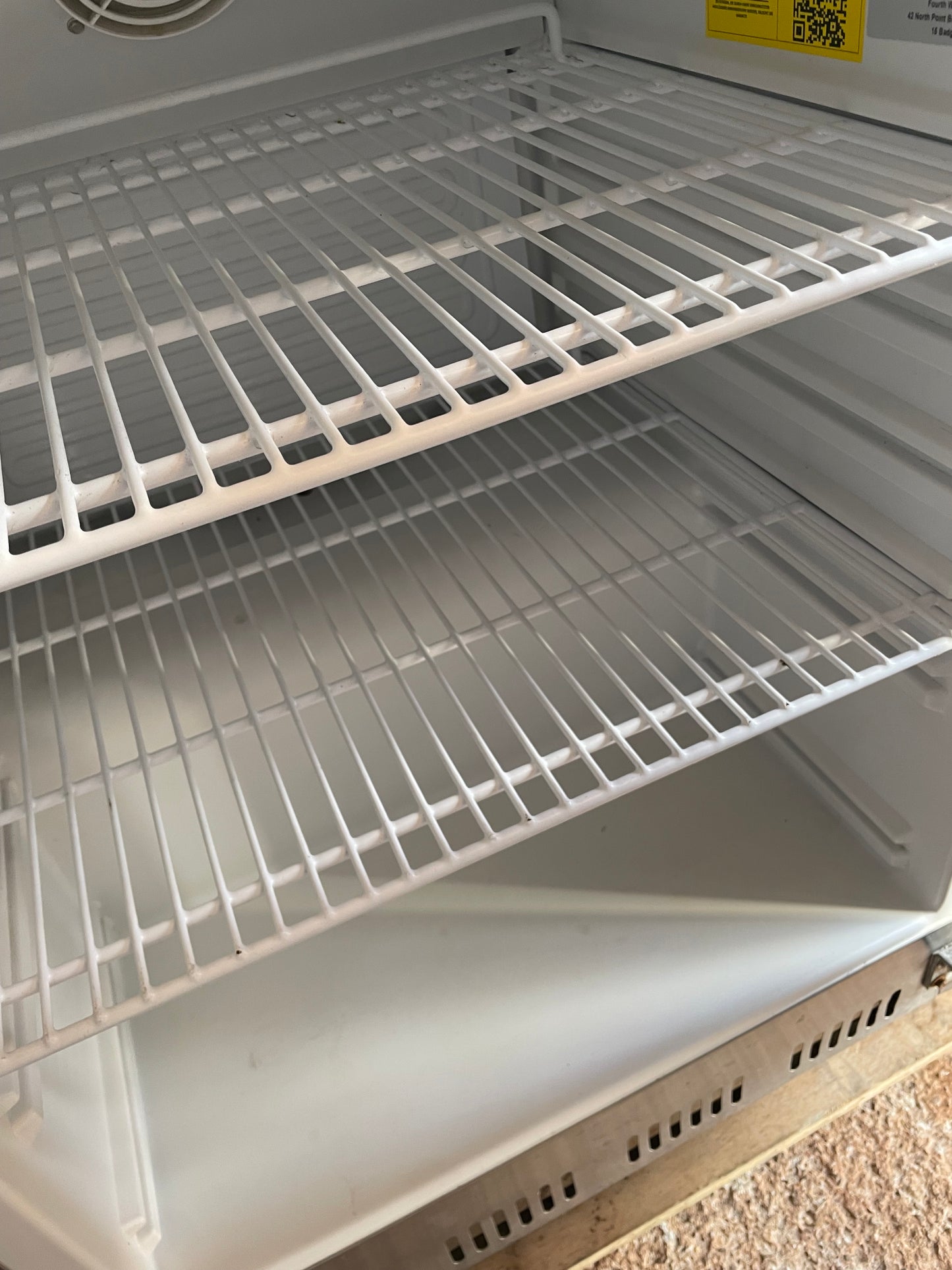 Polar Under-counter fridge