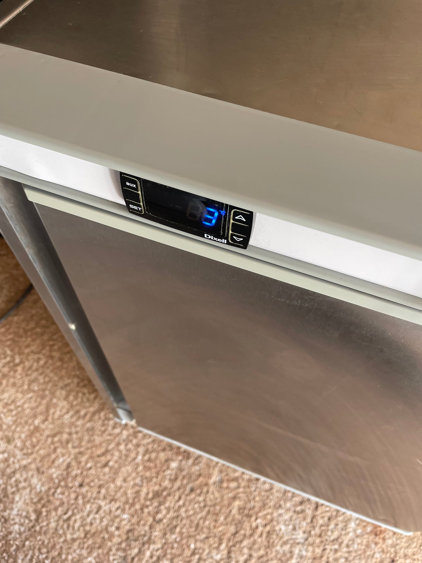 Polar Under-counter fridge