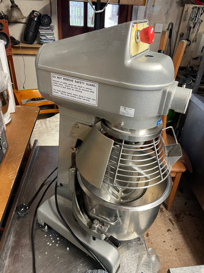 Moffat commercial 20 mixer